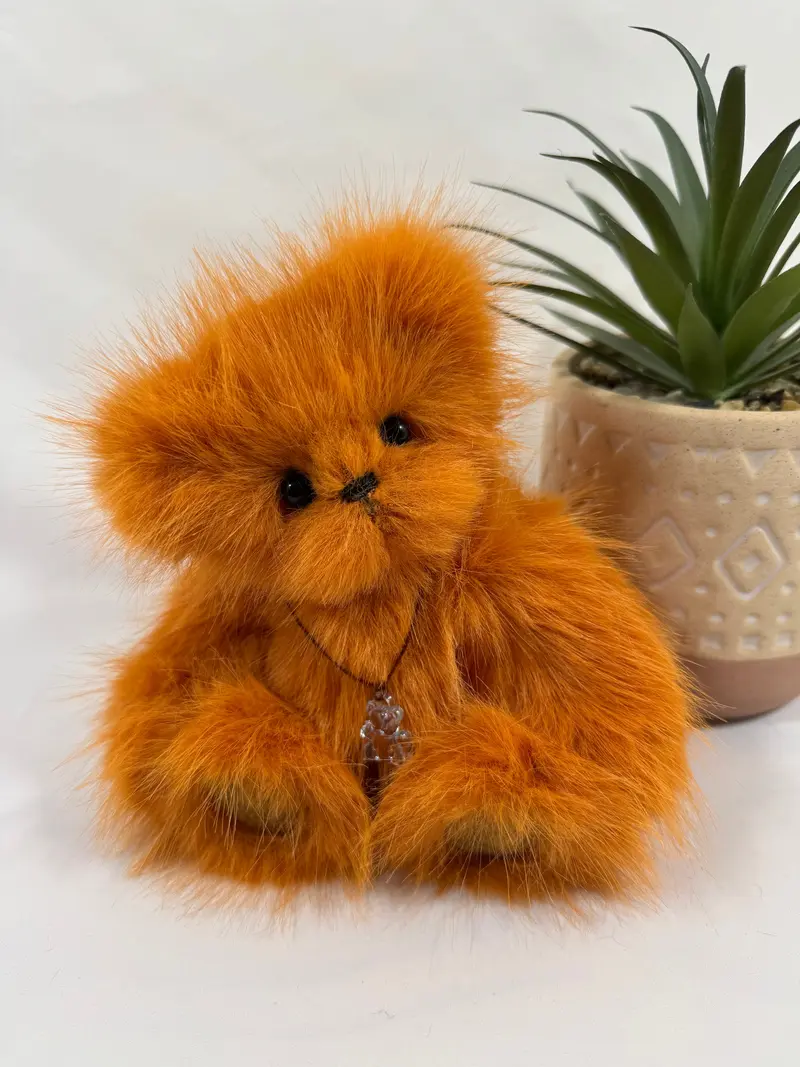 Ours de Collection Carotte 18 cm 🧡 – Pièce Unique Articulée en Fausse Fourrure