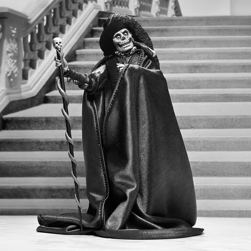 PHANTOM OF THE OPERA (1925) - 7” SCALE ACTION FIGURE - ULTIMATE MASQUE OF THE RED DEATH (B&W)