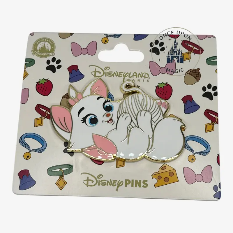 Pin's Émaillé Marie Les Aristochats Pelote de Laine