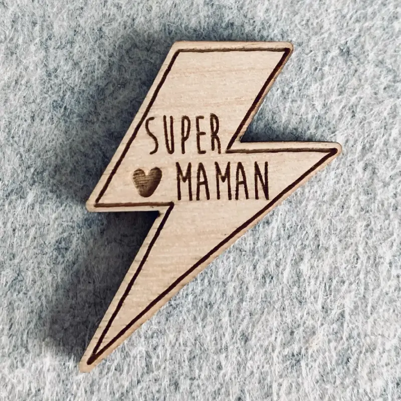 Pin's "Super maman"