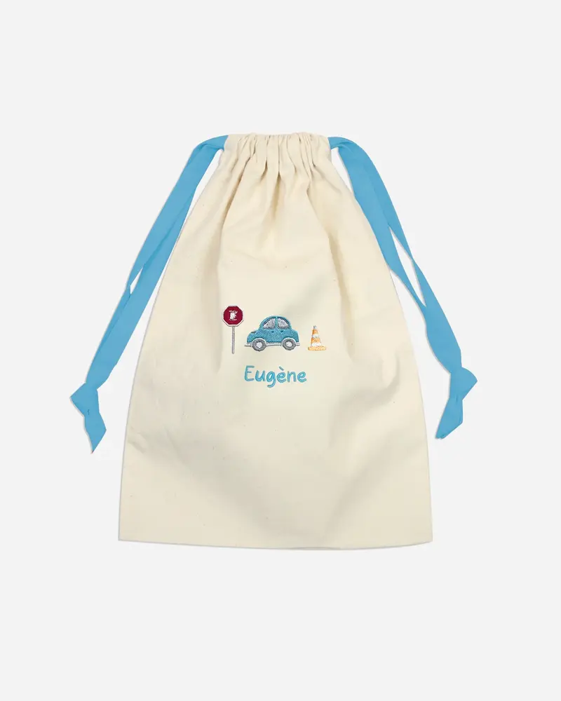 Pochette brodée petite voiture