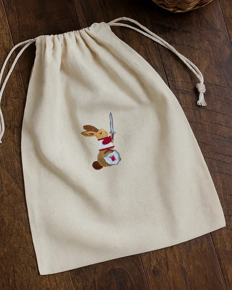 Pochette cadeau brodée lapin chevalier