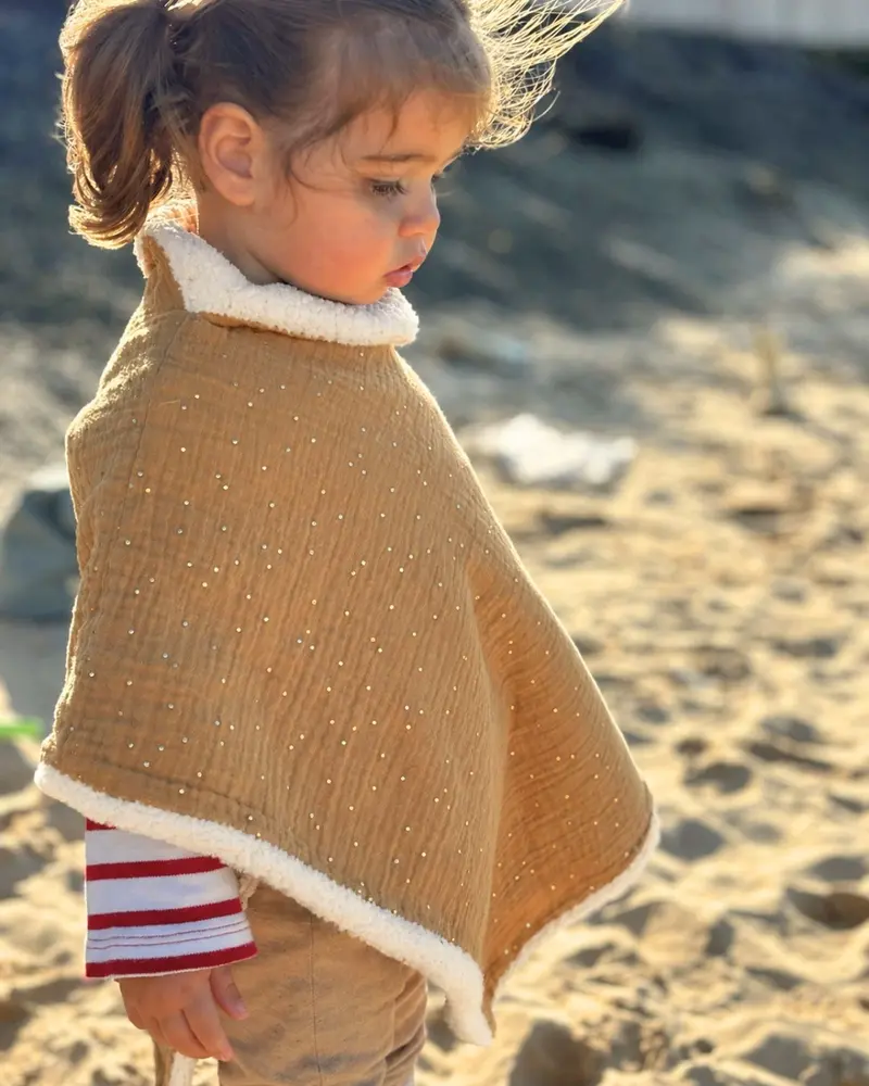 Poncho bébé enfant pois dorés