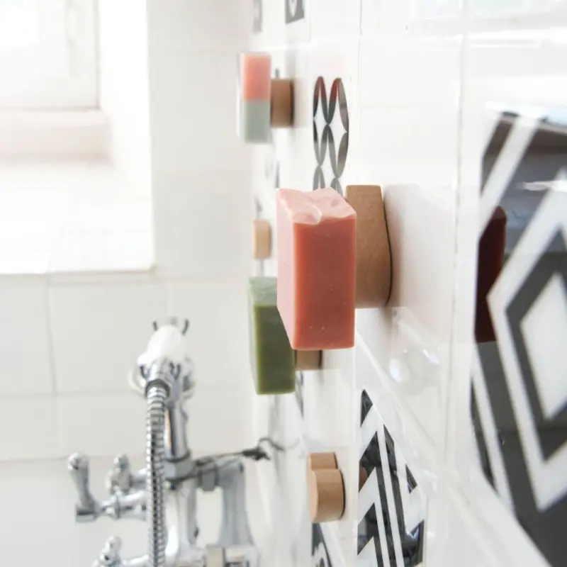 Porte-Savon Aimanté en Bois en forme de coeur