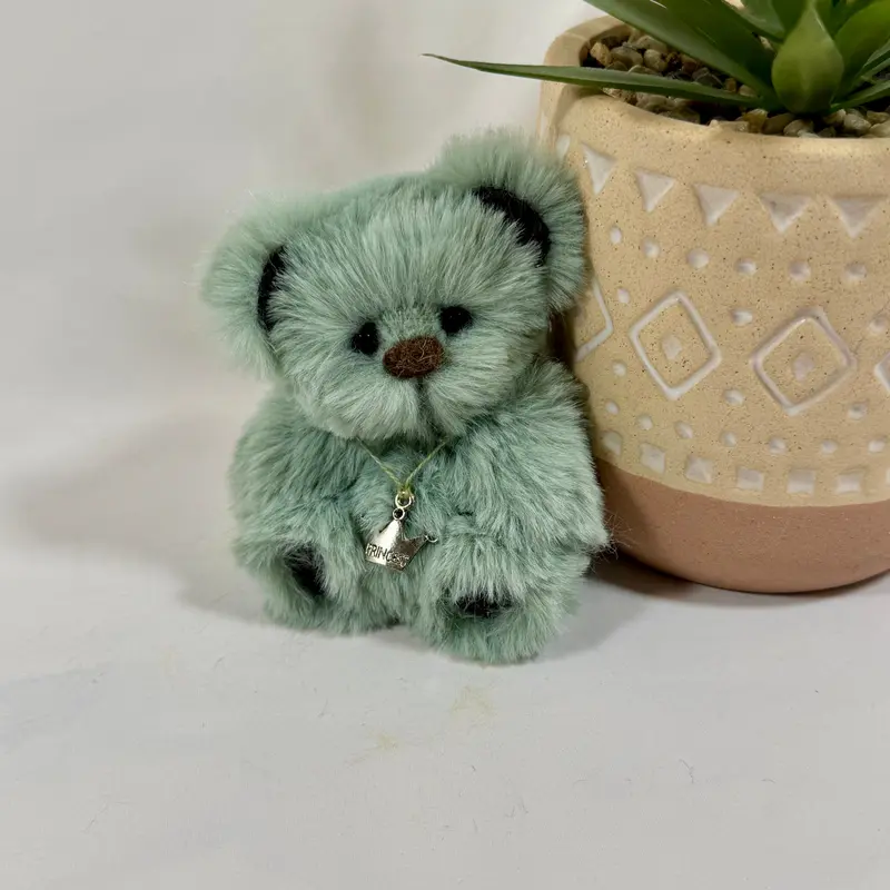 🐻 Princess – Petit ours miniature de collection 10 cm