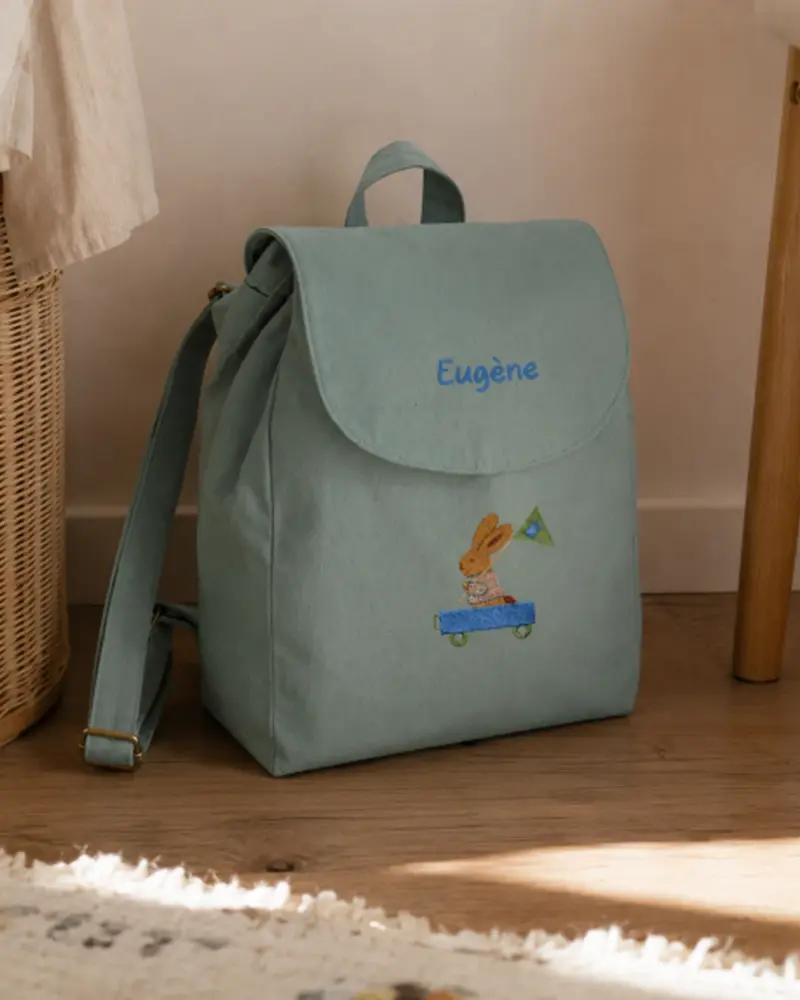 Sac à dos vert brodé lapin cariole vert