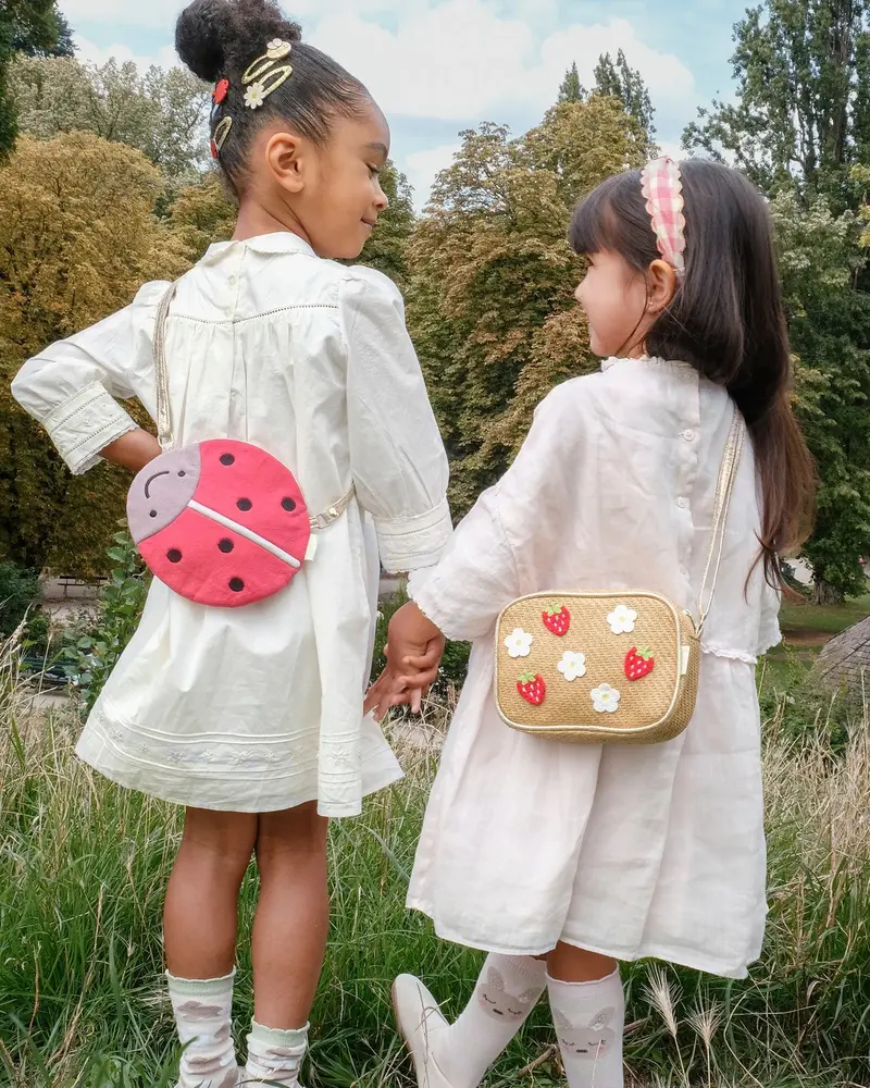 Sac en rafia fraises et marguerites