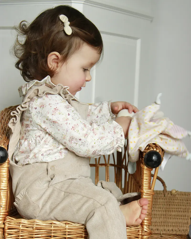 Salopette bébé Léa en velours beige