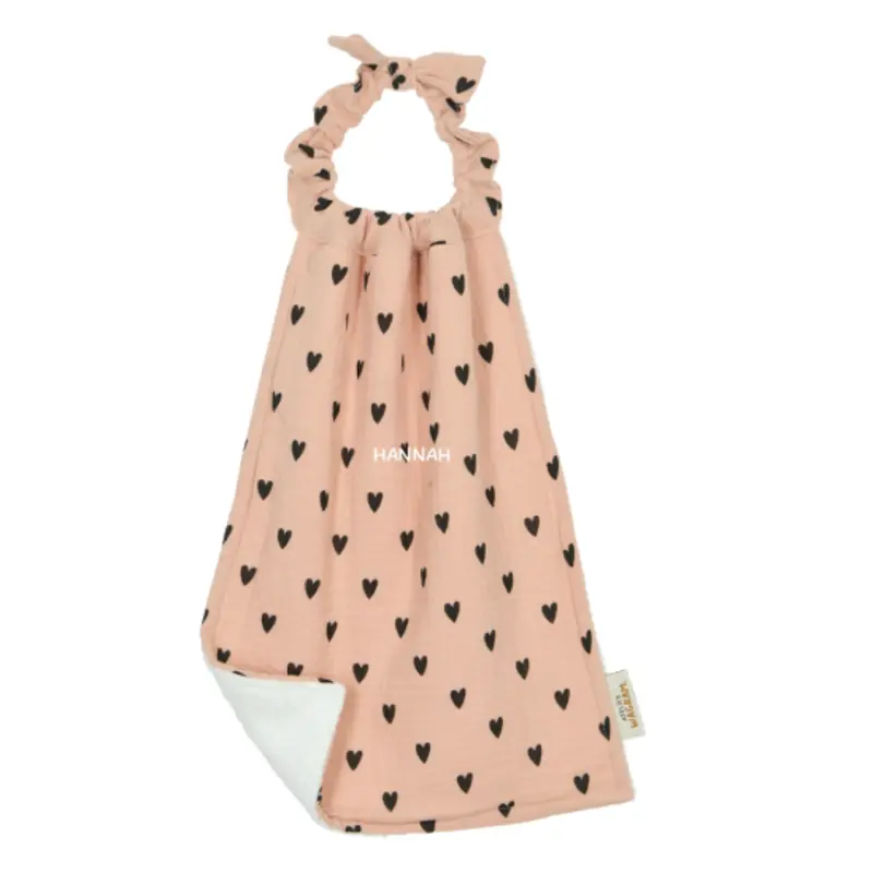 Serviette de cantine en gaze - Rose coeur noir - Atelier Wagram