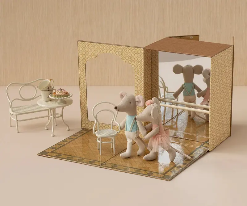 Studio De Danse Maileg Avec Petite Sœur Et Petit Frère Souris