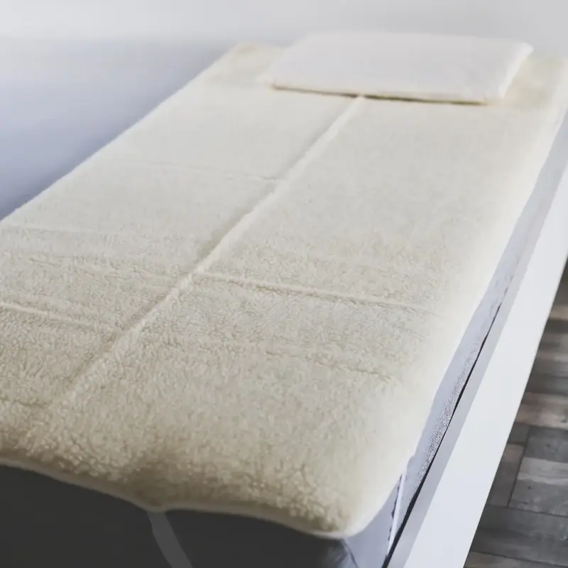 Surmatelas fin en laine vierge Sassoupi Naturel - 70x140cm