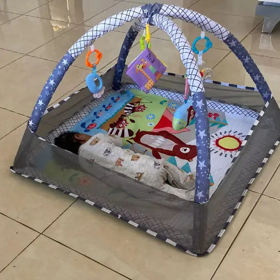 Tapis d'éveil bébé/gris