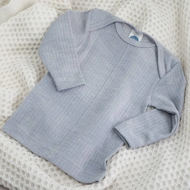 Tee-shirt manches longues en laine, soie et coton bio Cosilana - Gris