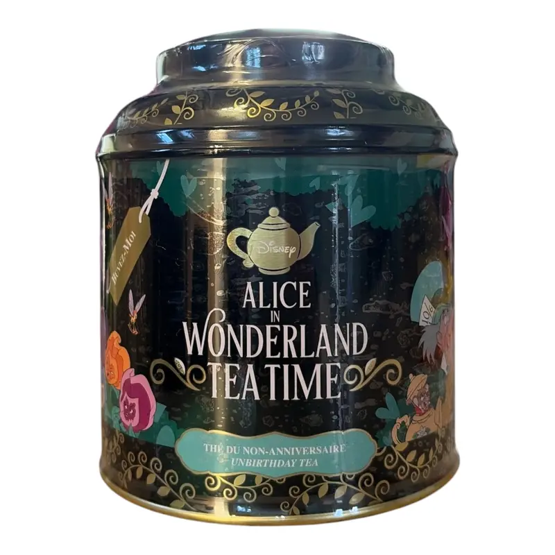 Thé du Non-Anniversaire – Alice au Pays des Merveilles