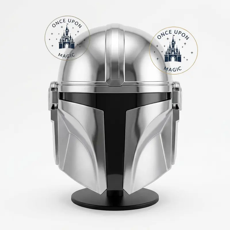 The Mandalorian – Réplique Casque Beskar - Disneyland Paris