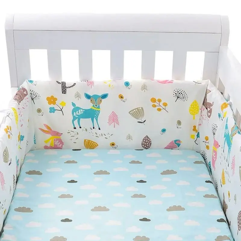 Tour de lit bébé