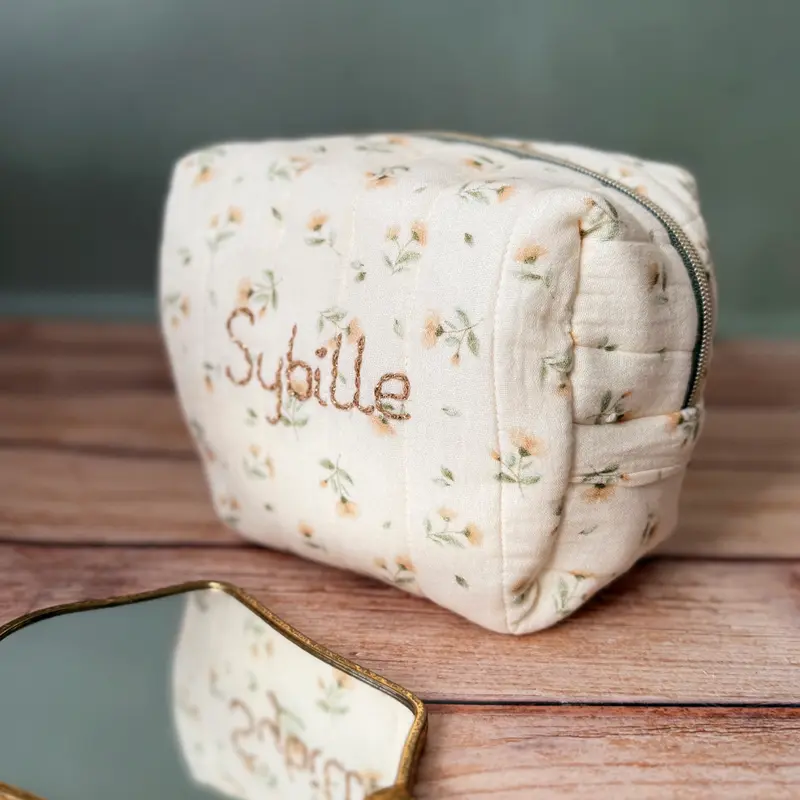 Trousse de toilette matelassée avec prénom personnalisé - Motif Fleuri vintage