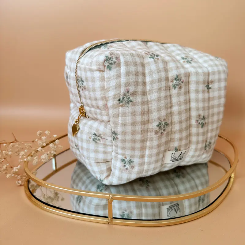 Trousse de toilette matelassée - Motif Carreaux fleuris