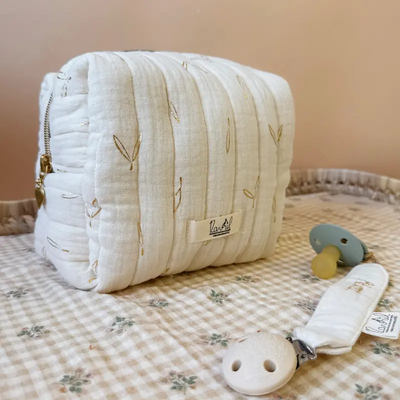 Trousse de toilette matelassée personnalisée avec prénom - Motif Feuillage doré