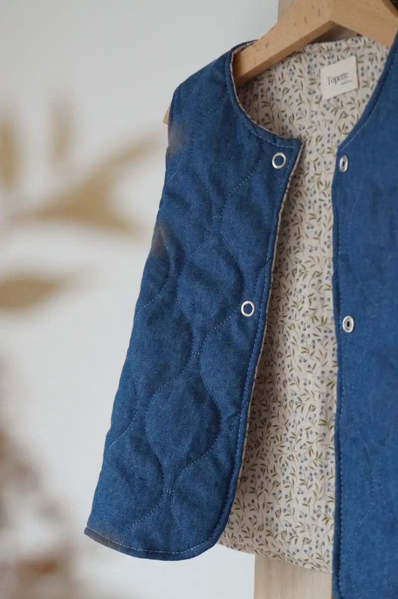 Veste matelassée sans manches Jean/Feuilles d'olivier Taille 24 mois