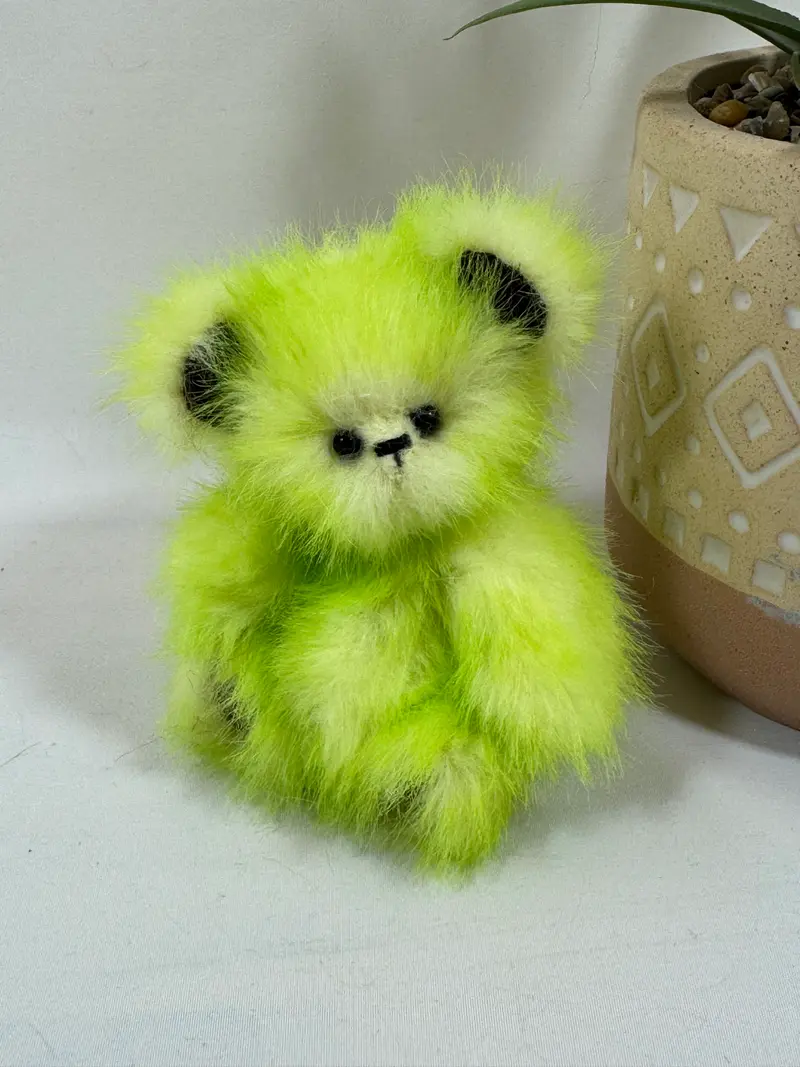 Zest – Ours miniature de collection 10 cm fait main
